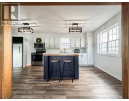 606 Sunset Drive thumbnail 9