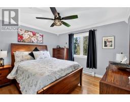 18 Shaheen Crescent thumbnail 11