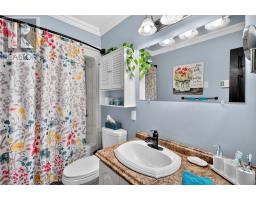 18 Shaheen Crescent thumbnail 15