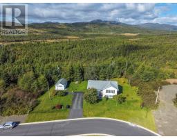 18 Shaheen Crescent thumbnail 35