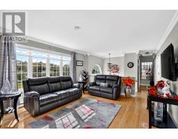 18 Shaheen Crescent thumbnail 4