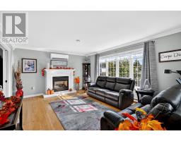 18 Shaheen Crescent thumbnail 5