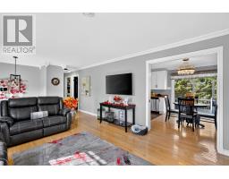 18 Shaheen Crescent thumbnail 6