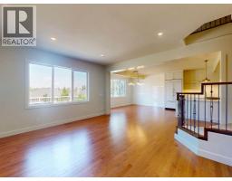 54 Royal Ridge Mount NW - photo 16