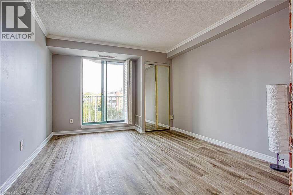 17 King Street East — photo 18