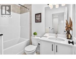 85 Heirloom Way Se, Calgary, AB T3S0H3 Photo 24