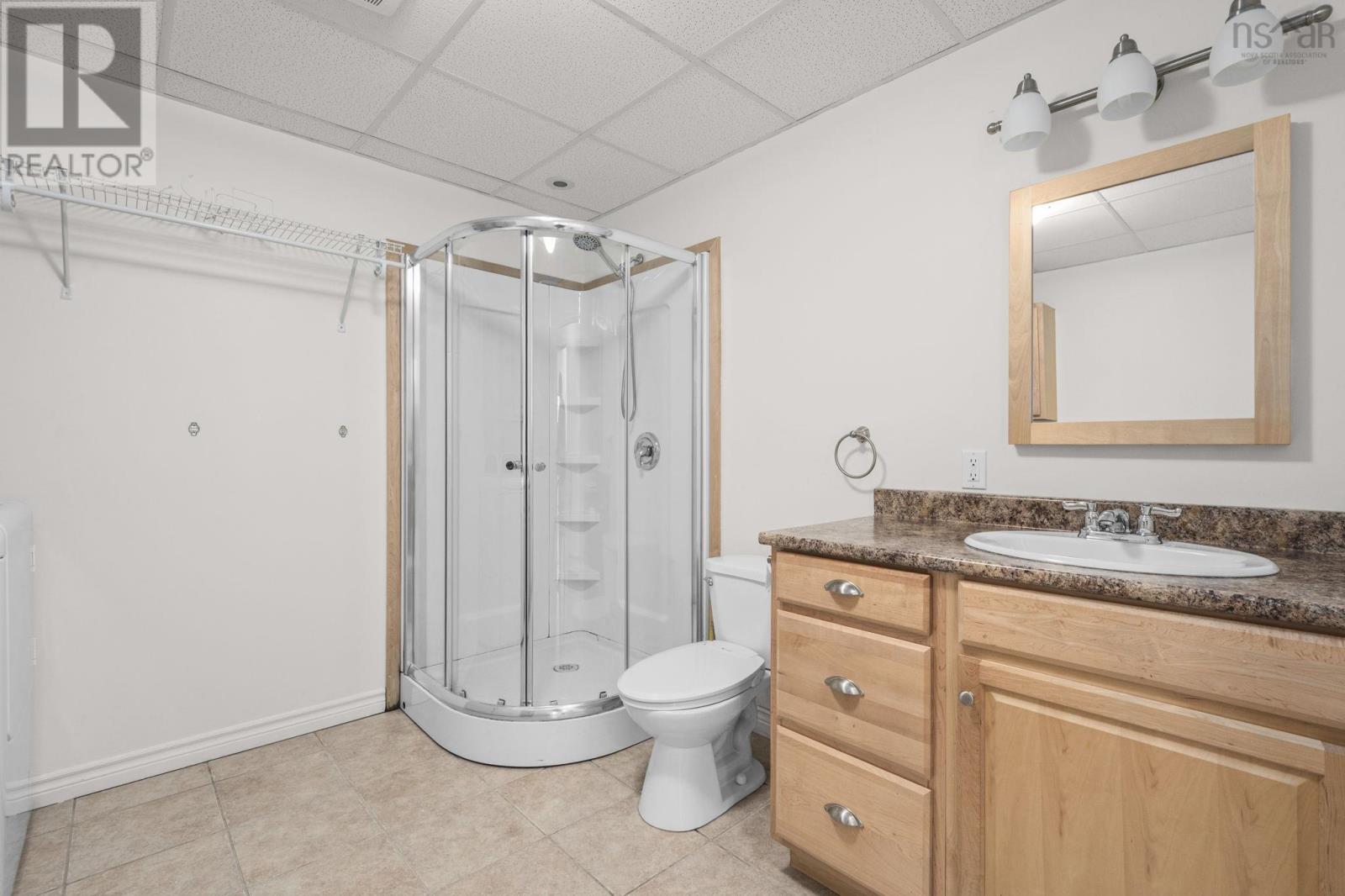 Property 27 of 43 of 521 Piggott Avenue