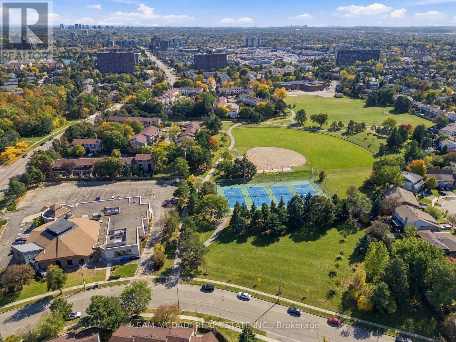 87- 2779 Gananoque Drive, Mississauga, ON photo 3
