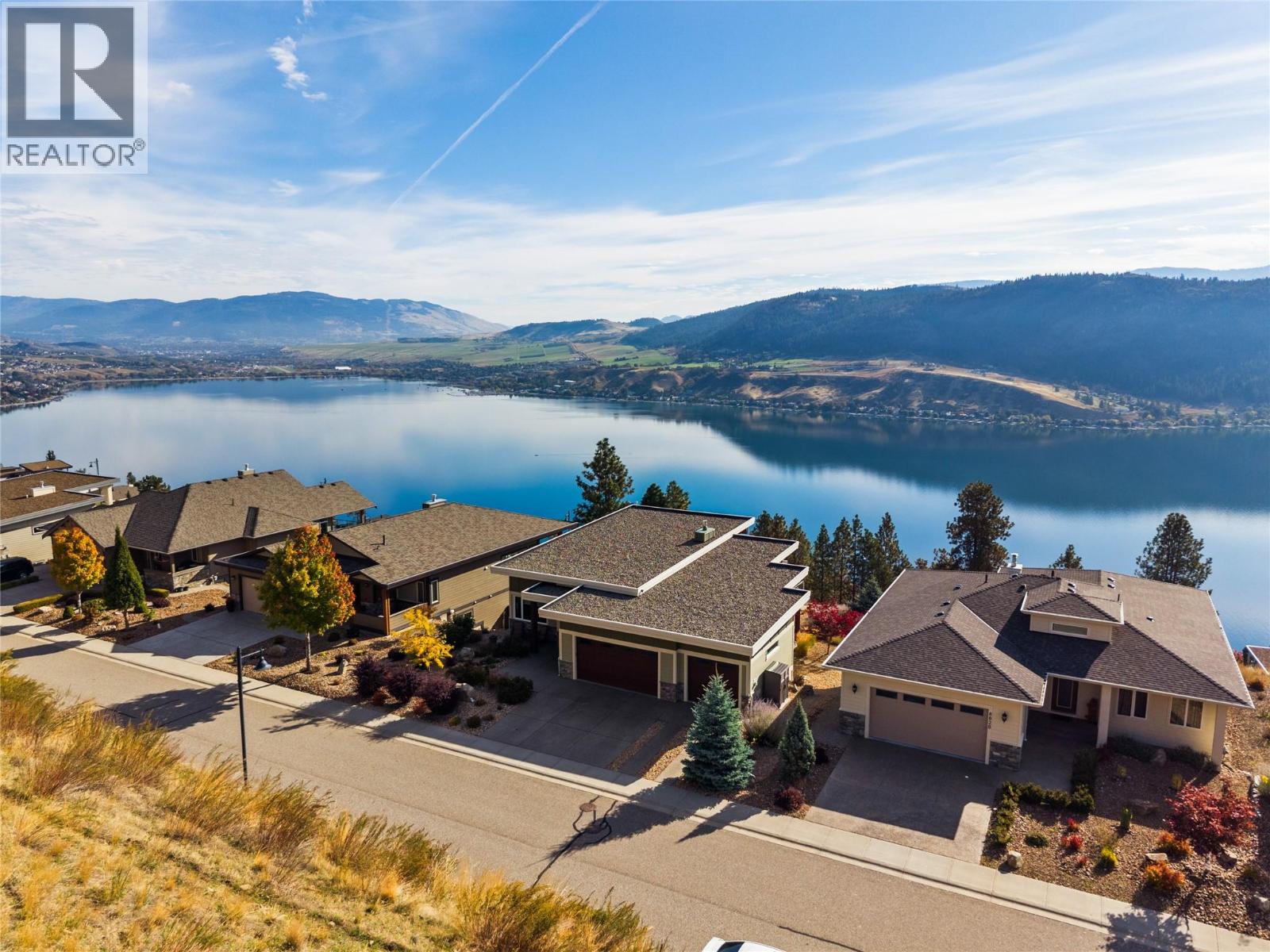 8824 Hampshire Crescent - 14