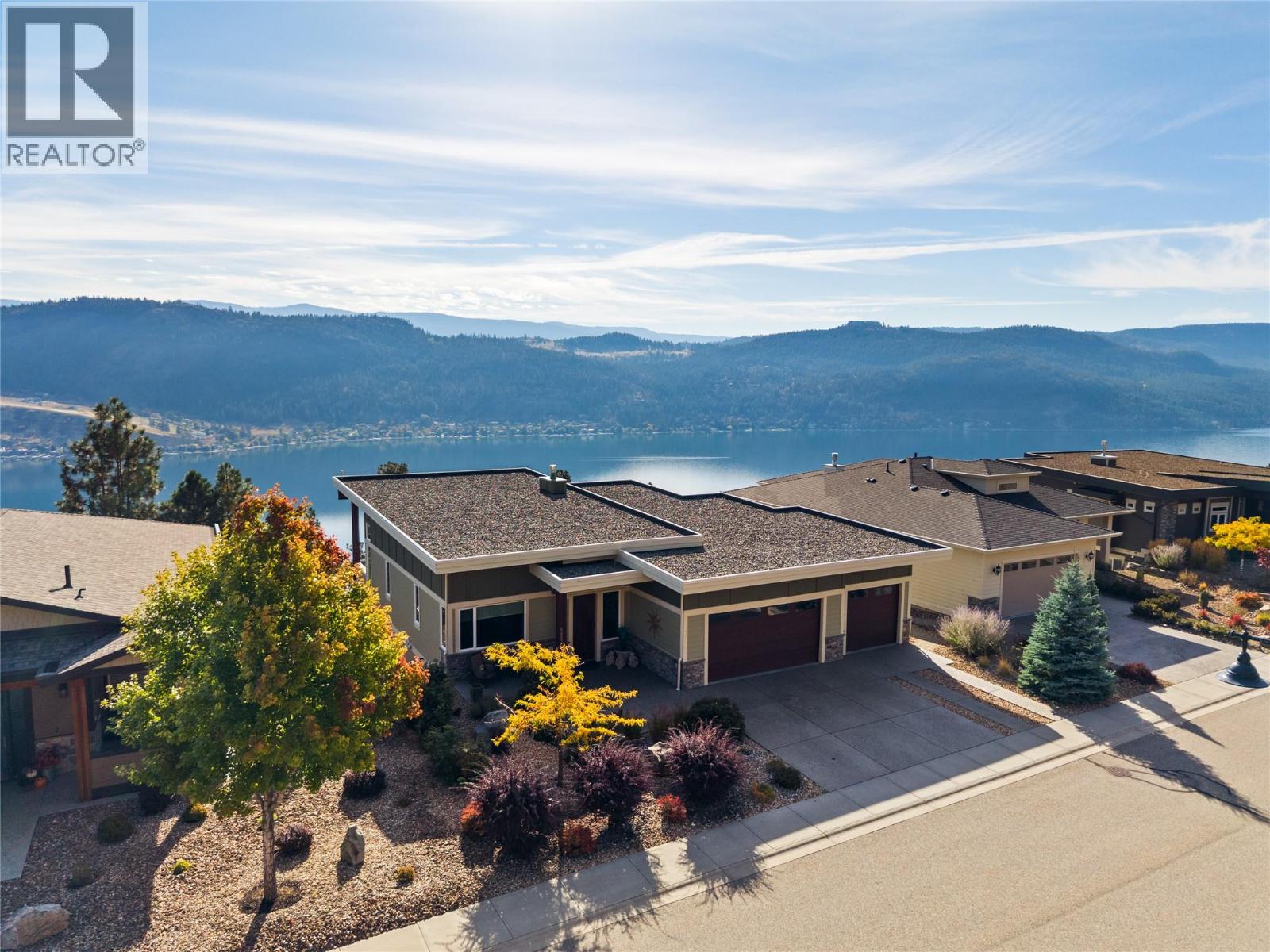 8824 Hampshire Crescent, Vernon - Image 1
