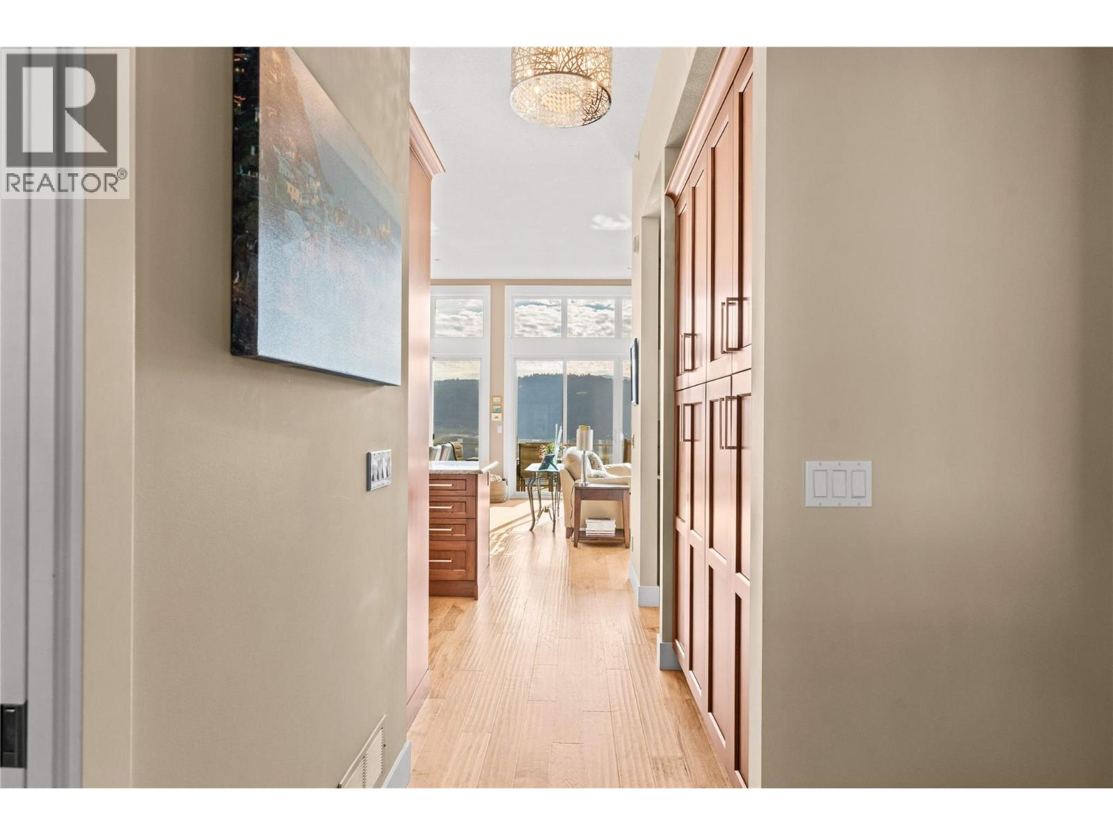 8824 Hampshire Crescent, Vernon - Image 1