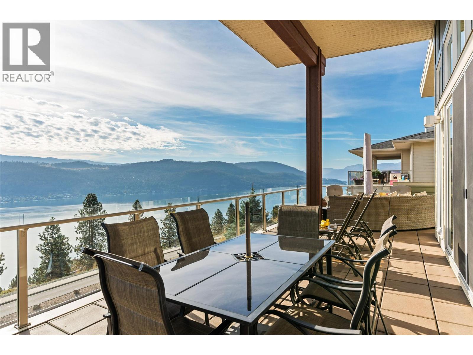 8824 Hampshire Crescent - 37