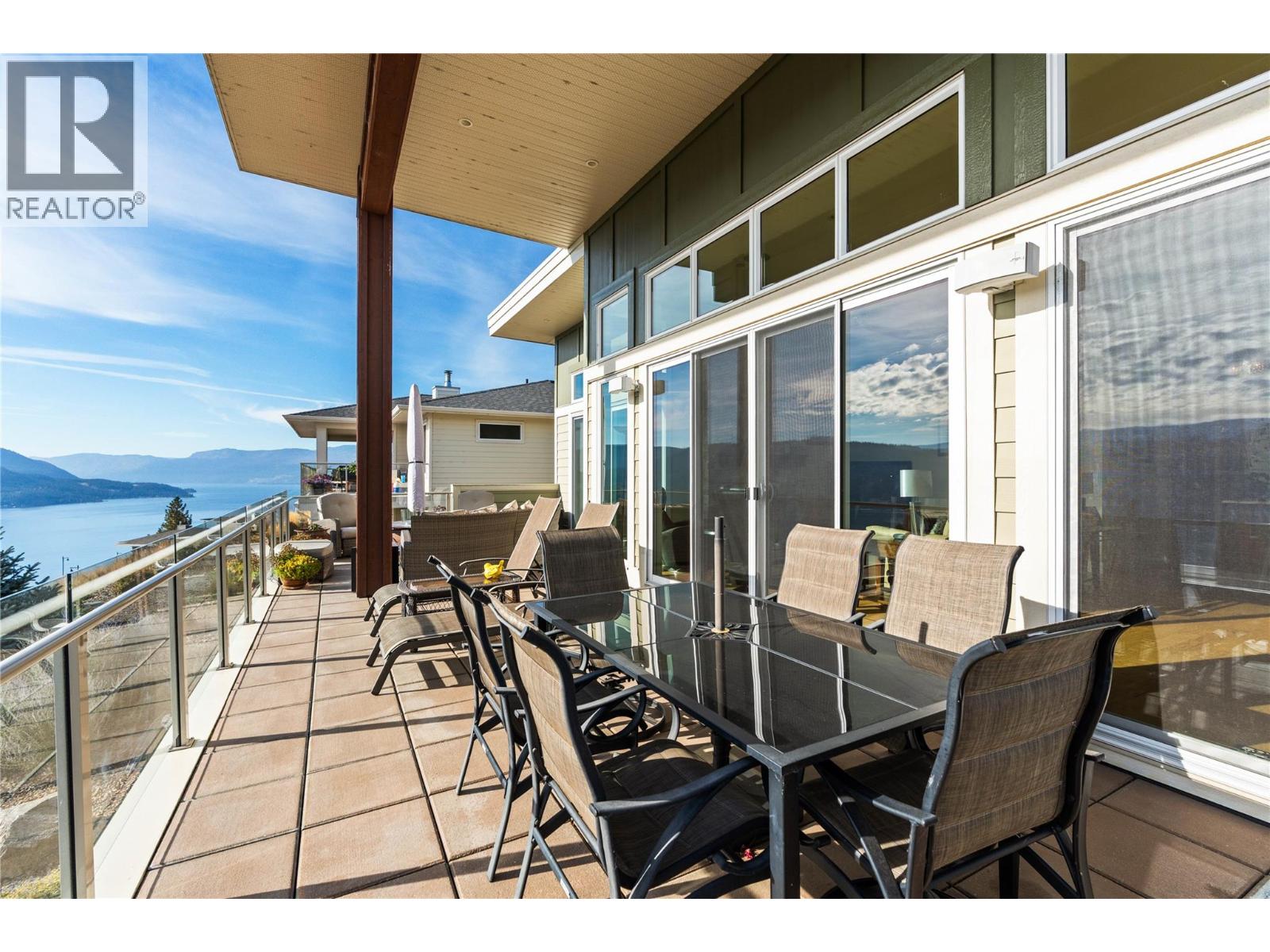 8824 Hampshire Crescent - 38