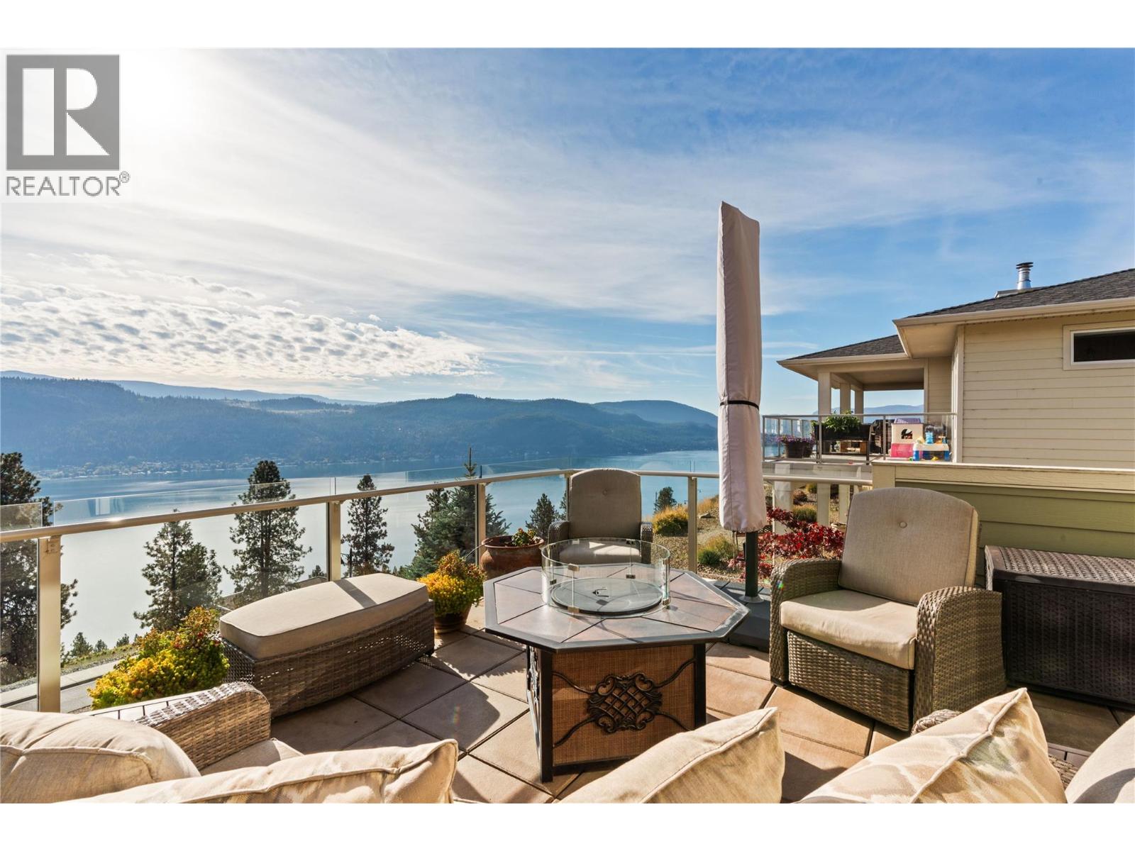 8824 Hampshire Crescent - 41