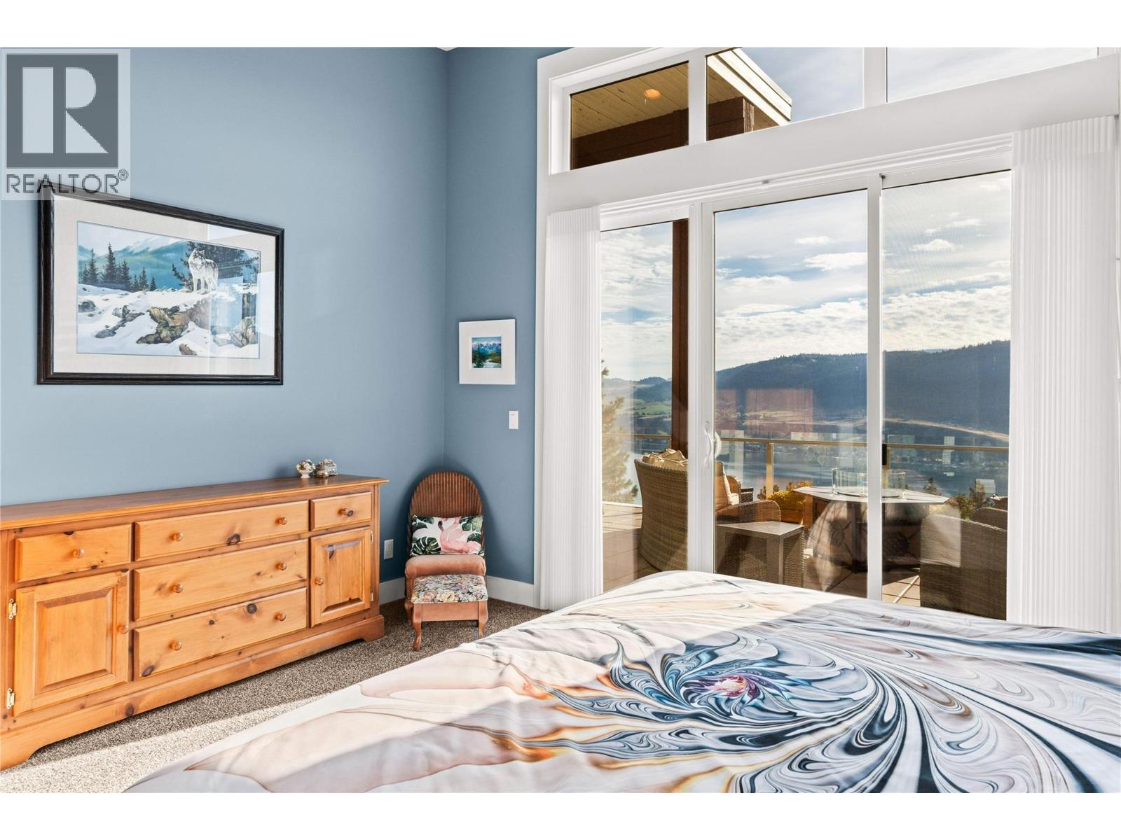8824 Hampshire Crescent, Vernon - Image 1