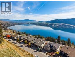 5pc Ensuite bath - 8824 Hampshire Crescent, Vernon, BC V1H2K9 Photo 17