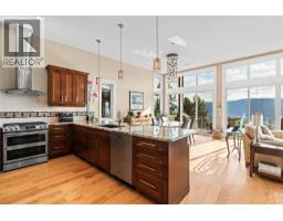Kitchen - 8824 Hampshire Crescent, Vernon, BC V1H2K9 Photo 25