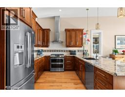 8824 Hampshire Crescent, Vernon, BC V1H2K9 Photo 26