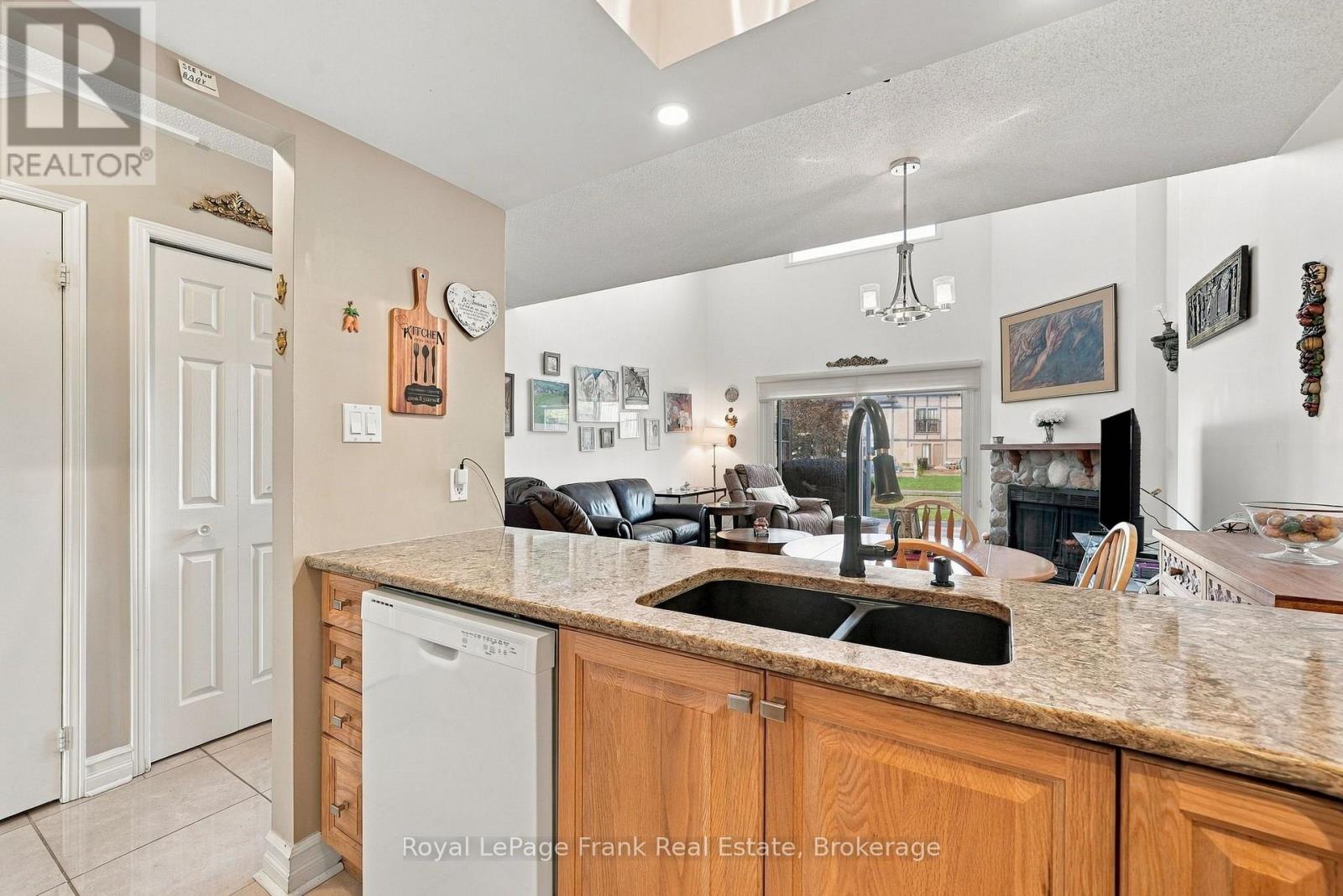 3- 21 Laguna Parkway, Ramara, ON photo 17