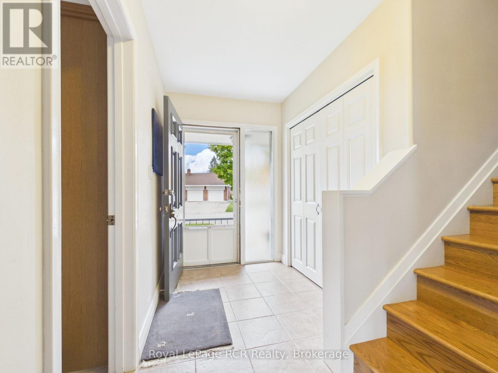 525 6TH STREET W - 5