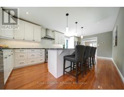 Foyer - 303 6th Avenue W, Owen Sound, ON N4K6H9 Photo 11