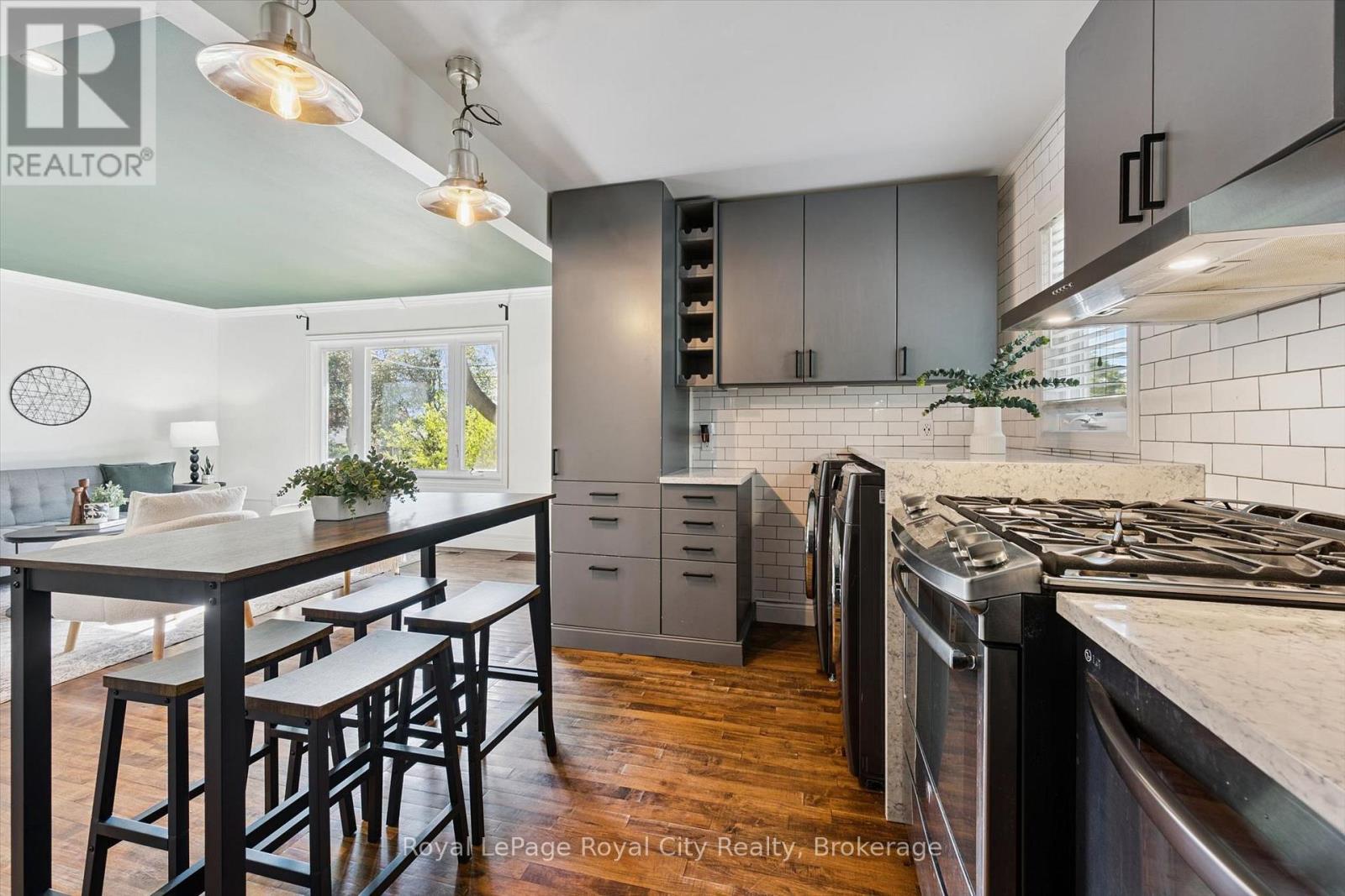 39 RIDGEWOOD AVENUE - Image 15