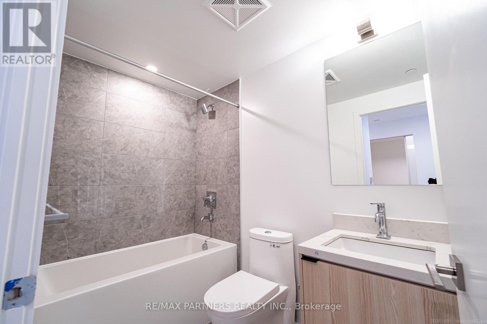 252 Church Street — photo 4
