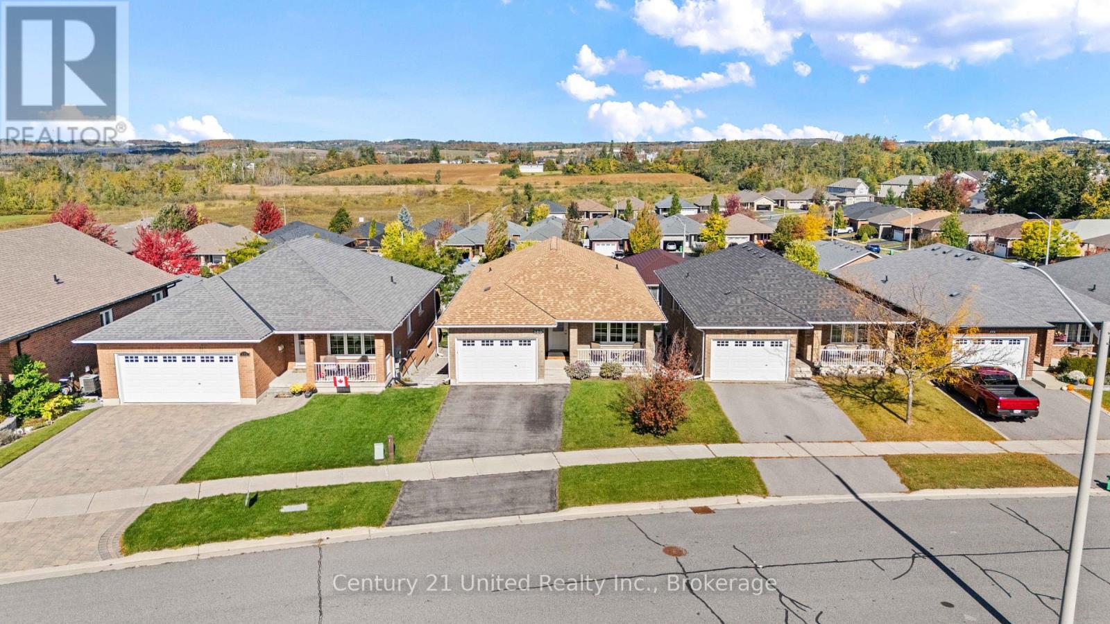 380 BIANCO CRESCENT - 28