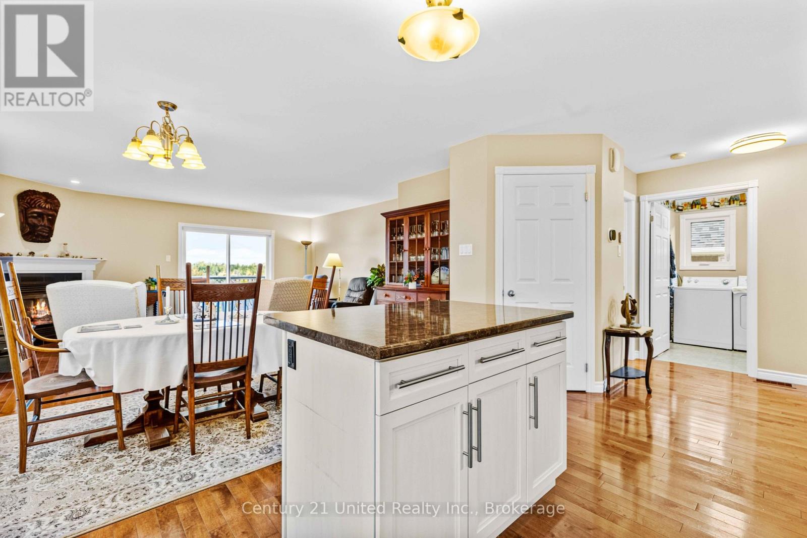 380 Bianco Crescent, Peterborough, ON photo 5
