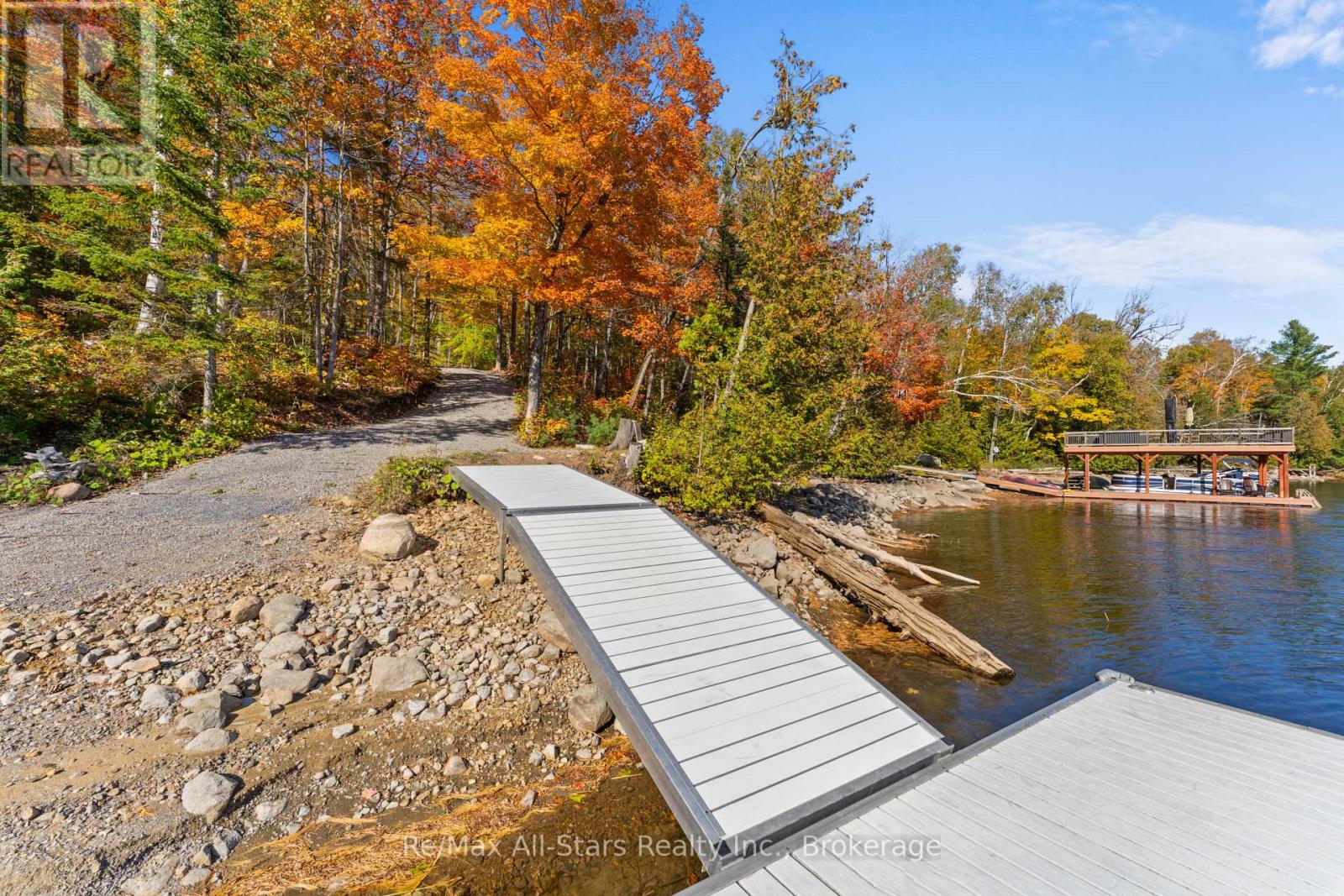 100 Russell Drive, Trent Lakes, ON photo 21