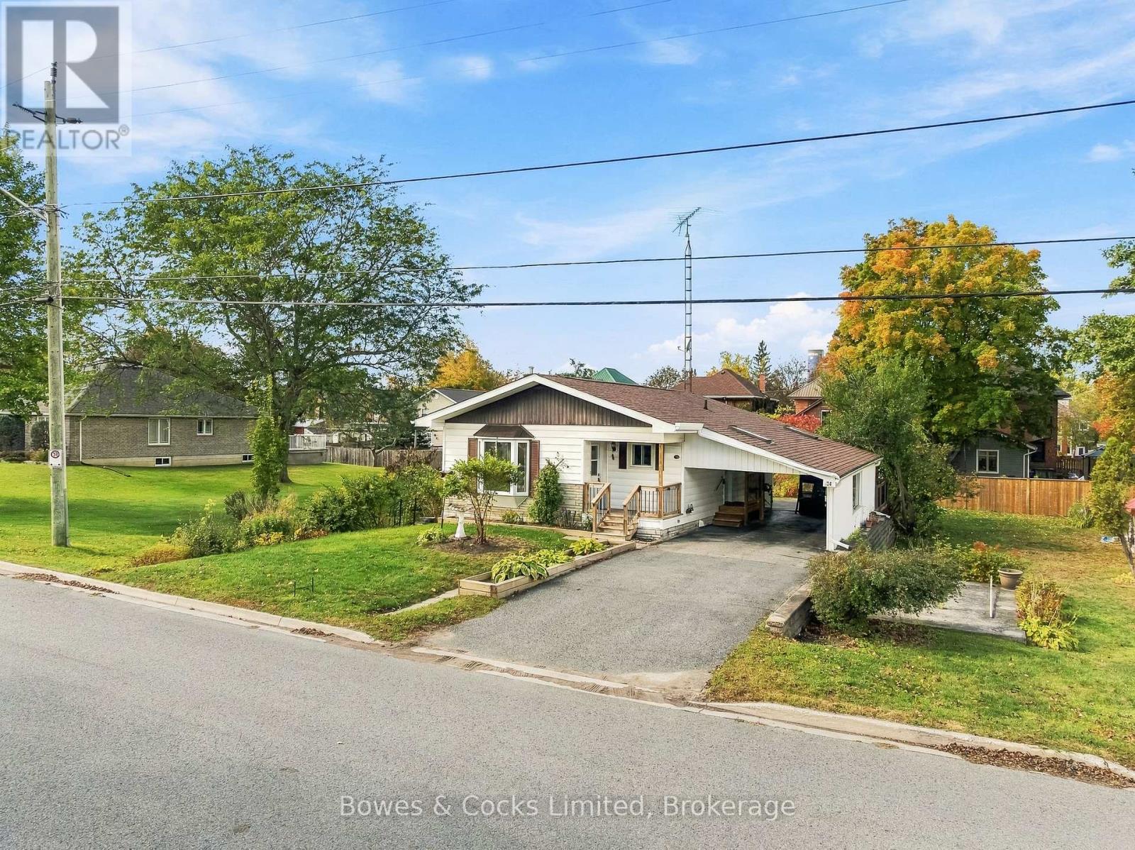 34 King Street, Asphodel-Norwood, ON photo 1
