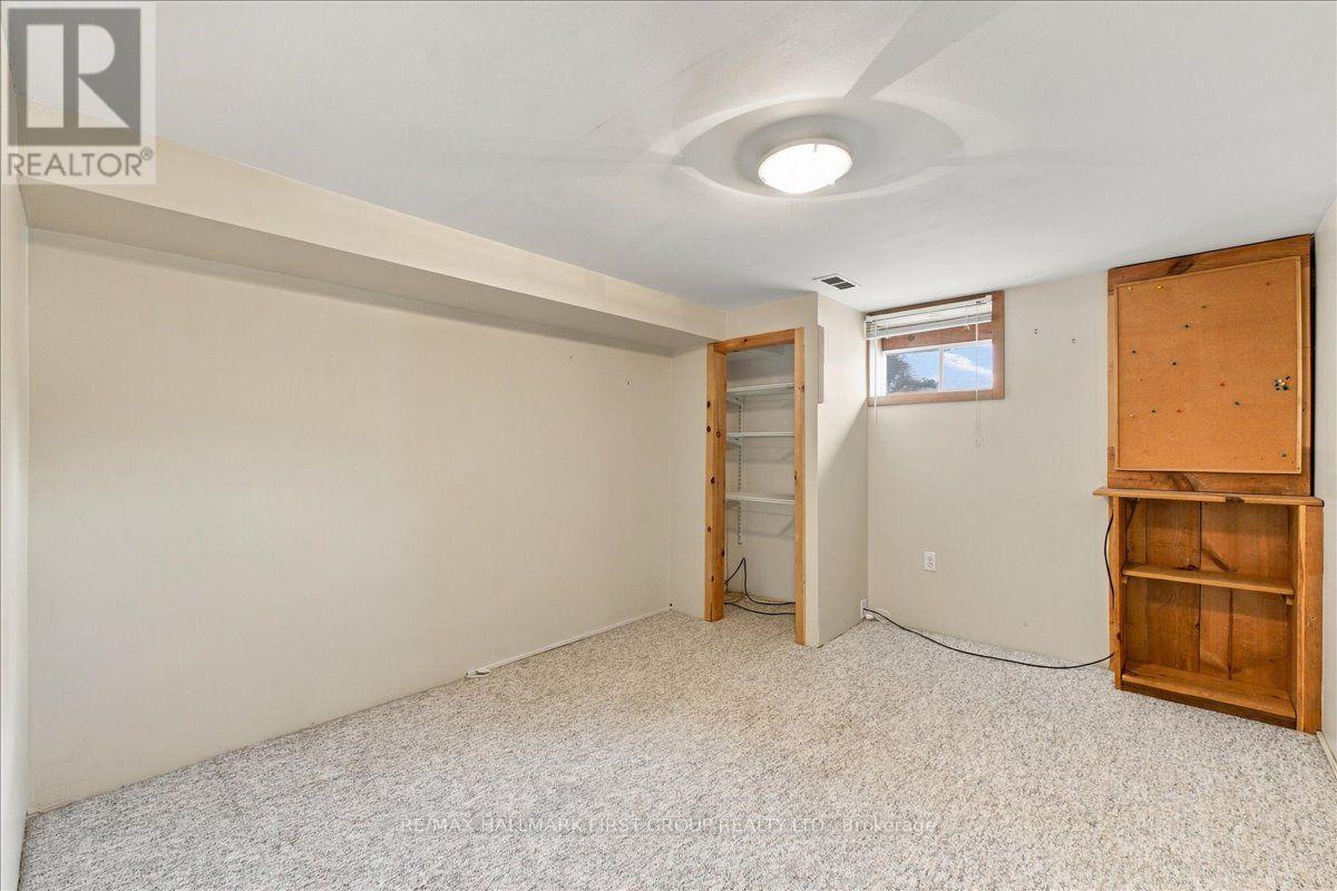 809 BEM AVENUE - 31