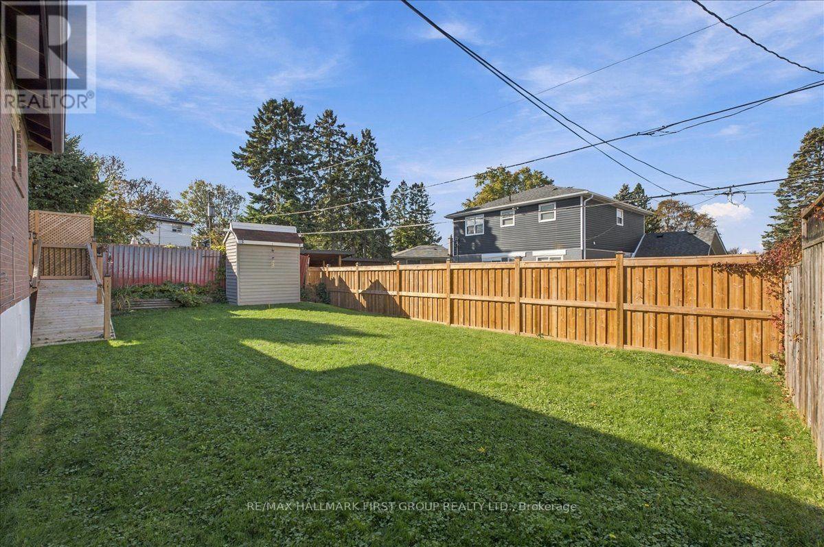 809 BEM AVENUE - 36