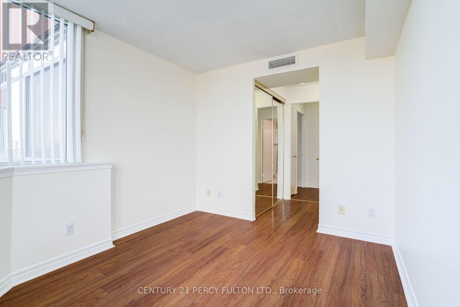 504- 11753 Sheppard Avenue East, Toronto, ON photo 14