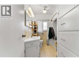 330 9 Street Se, Medicine Hat, AB T1A1N5 Photo 17