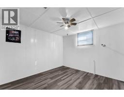 330 9 Street Se, Medicine Hat, AB T1A1N5 Photo 32