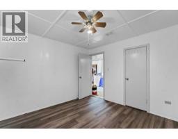 330 9 Street Se, Medicine Hat, AB T1A1N5 Photo 33