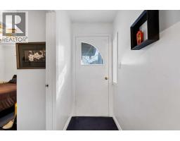 3pc Bathroom - 330 9 Street Se, Medicine Hat, AB T1A1N5 Photo 6