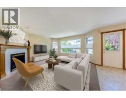 472 Douglas Glen Point SE - photo 14