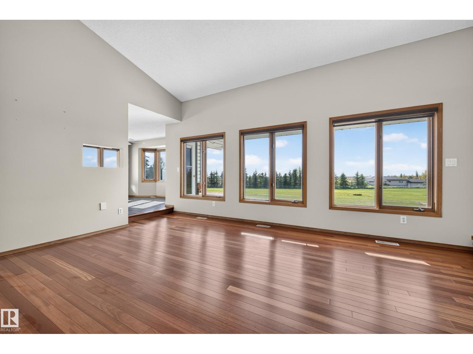 19403 Fort Rd NE - 10
