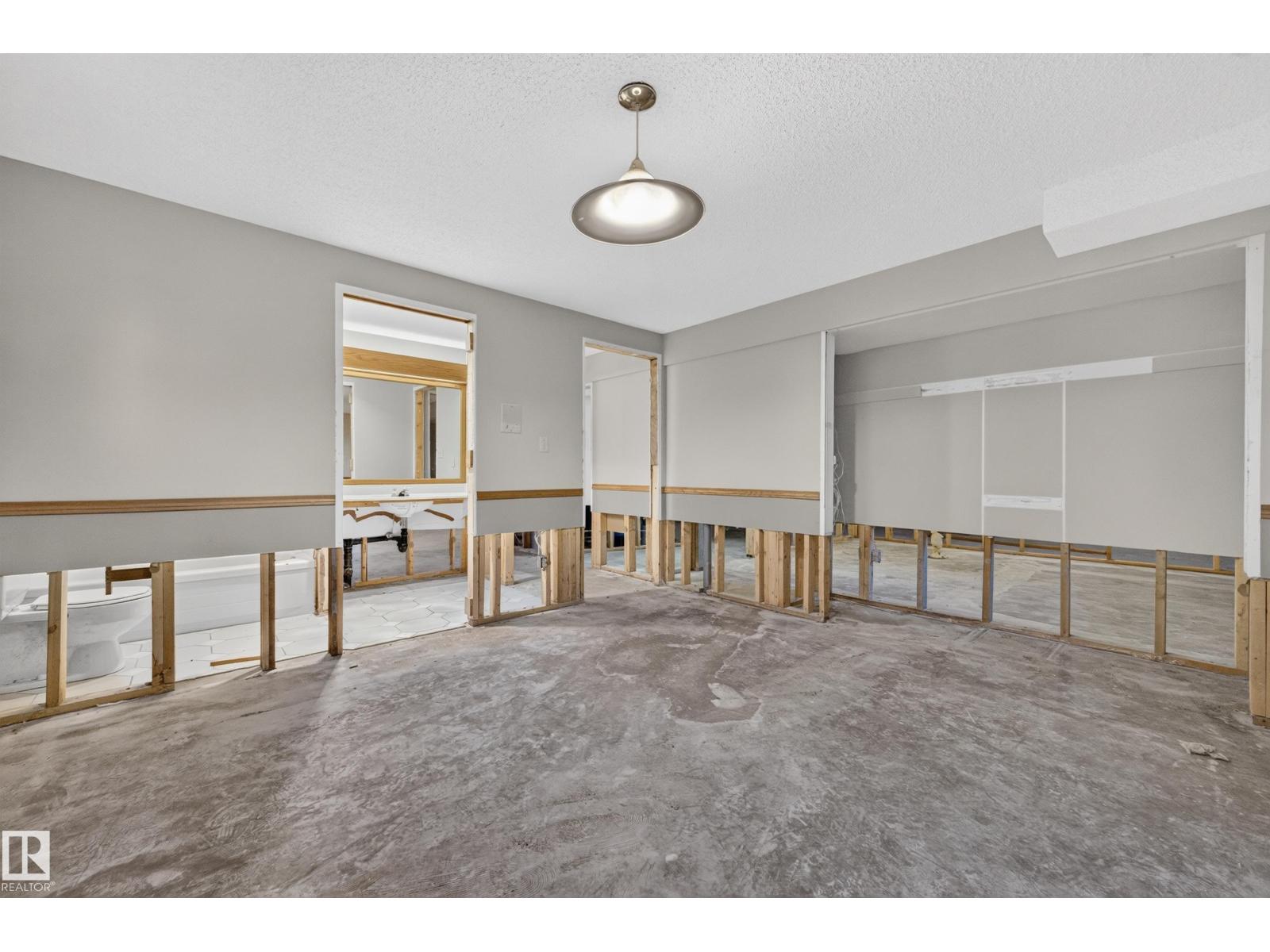 19403 Fort Rd NE - 45