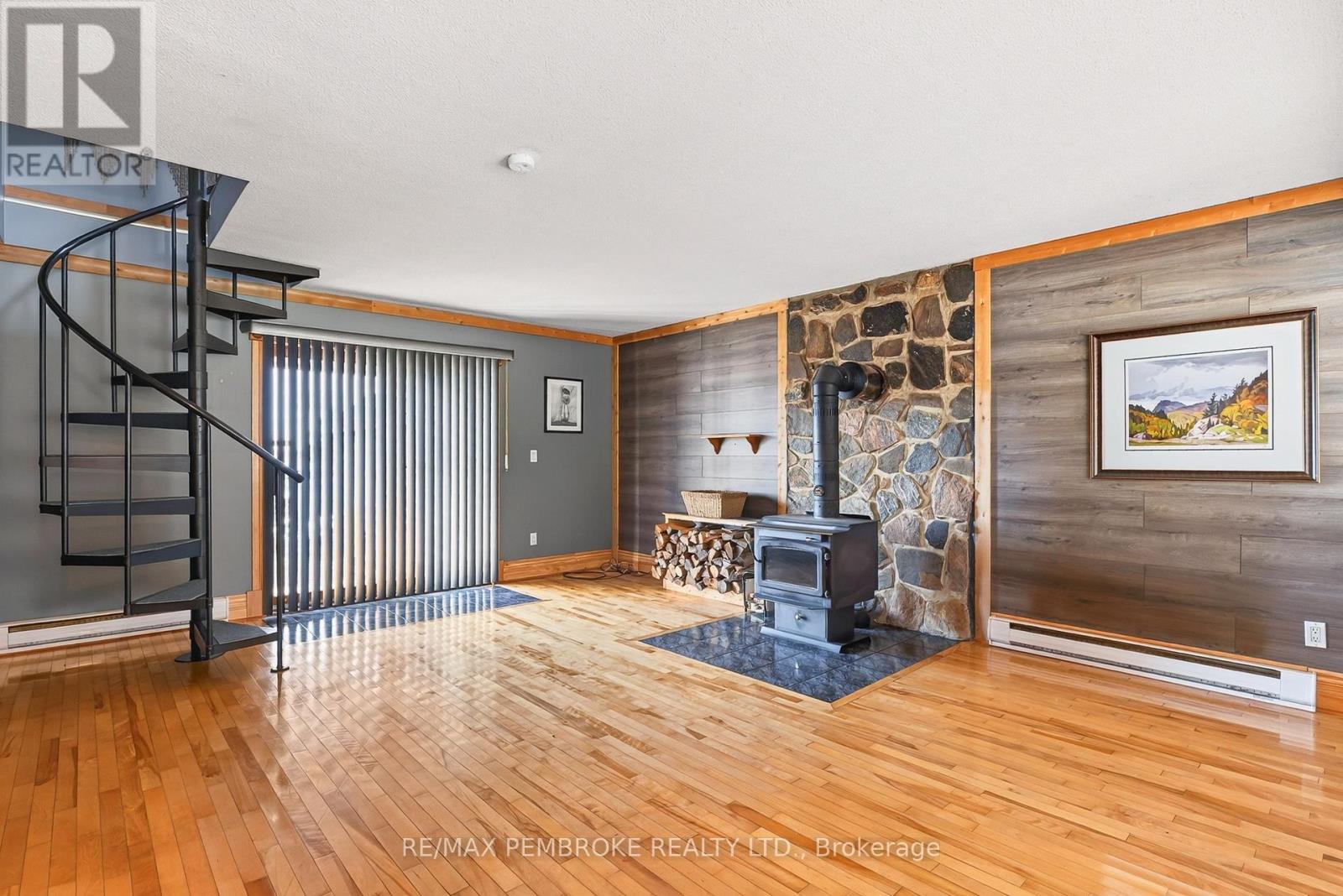 1213 Burns Drive — photo 15