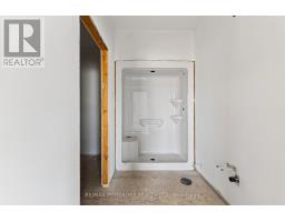 18 Durant Street, Petawawa, ON K8H0G2 Photo 28