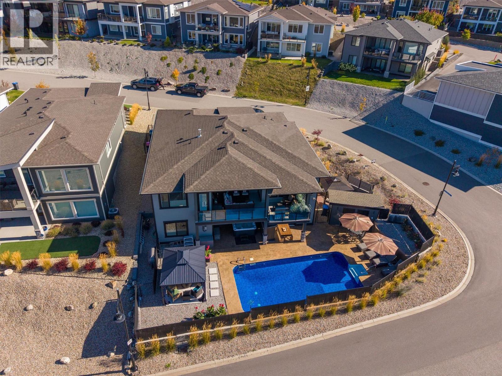 2064 Ryegrass Road - 40