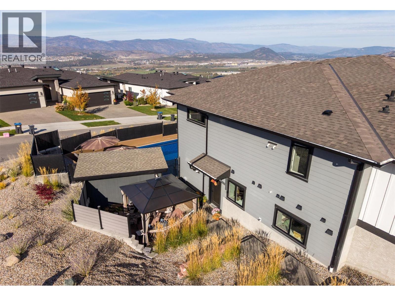 2064 Ryegrass Road - 77