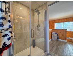 449 Lakeview Place, Invermere, BC V0A1K3 Photo 30