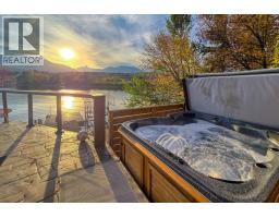 449 Lakeview Place, Invermere, BC V0A1K3 Photo 53