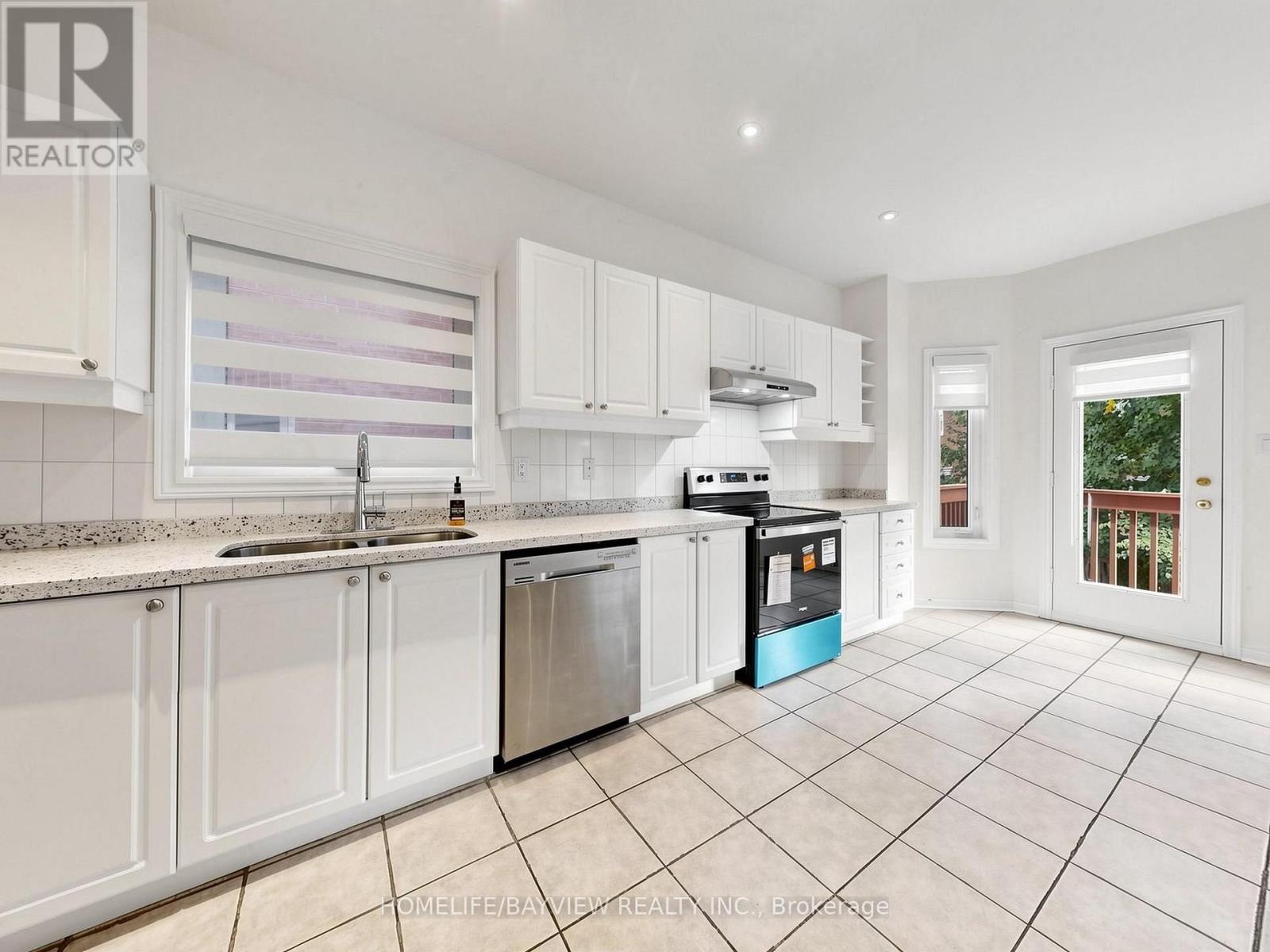 139 Rushbrook Drive — photo 10
