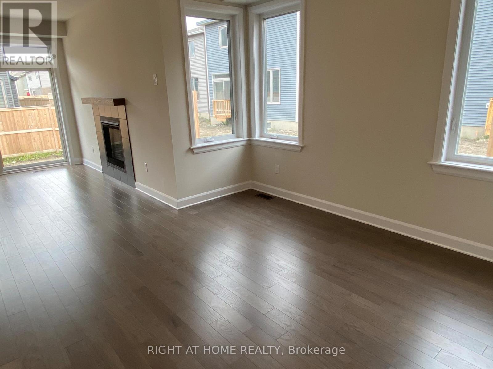 608 Moonflower Crescent — photo 30