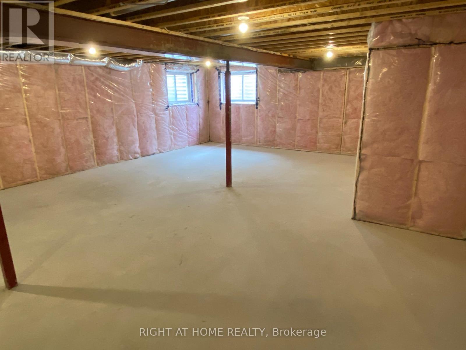 608 Moonflower Crescent — photo 32